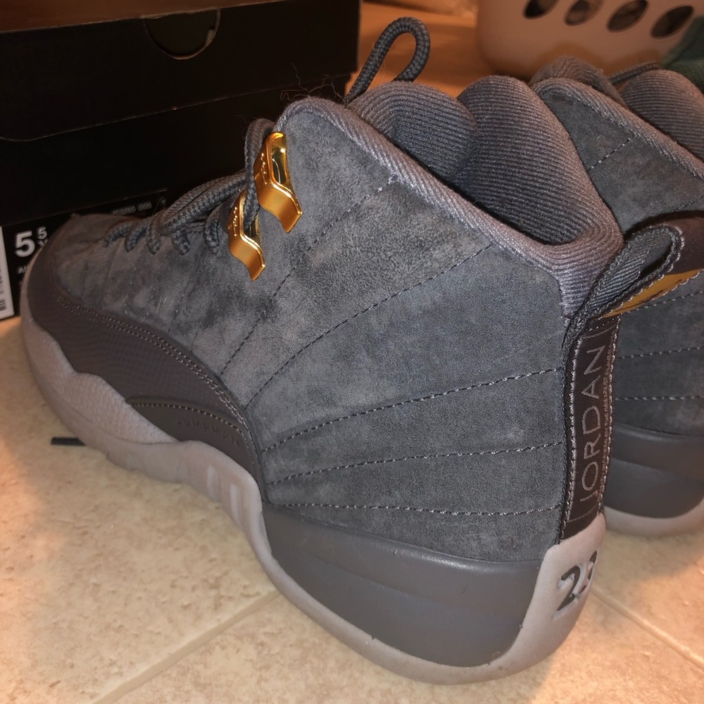 Air Jordan retro 12’s dark grey/wolf grey